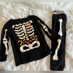 Baby Gap Skeleton Pajamas Set – 12-18M Halloween Glow Bones